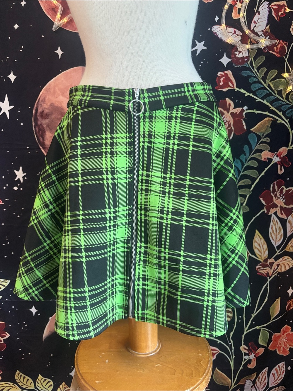 Hot Topic Neon Green and Black Plaid Skater Skirt with Front Zip